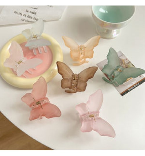 2022 Fashion Elegant Candy Color Middle Hair Clamp Matte Butterfly Hair Claw Clips For Woman Girls Daily Accessories